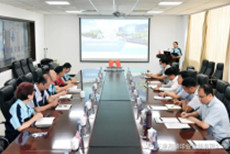天津市交通运输委领导闫志勇、政务服务处处长张义昌、王骞同中美史克副总经理周强、办公室主任霍维高等一行领导莅临海顺考察指导