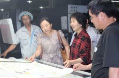 星球地图出版社考察团到海顺印业实地参观考.