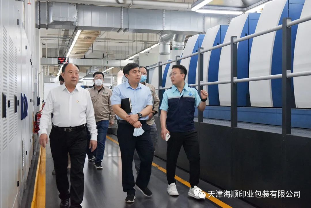 市、区各级“帮办团”服务海顺，问急需，办实事(图3)