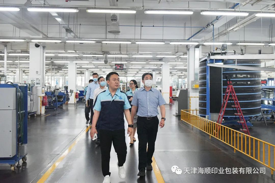 市、区各级“帮办团”服务海顺，问急需，办实事(图8)