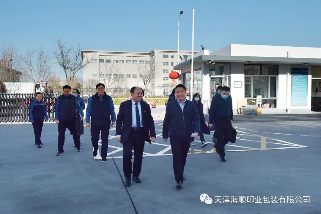 东丽区区委常委、区委办主任唐茂华一行莅临海顺问急问需 助力发展