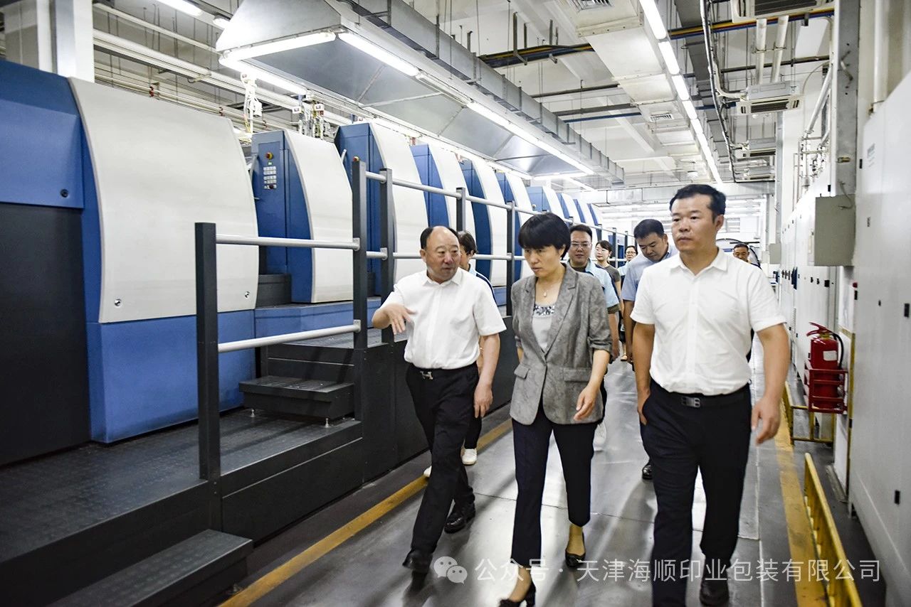 东丽区委副书记陈晖一行深入海顺调研走访
